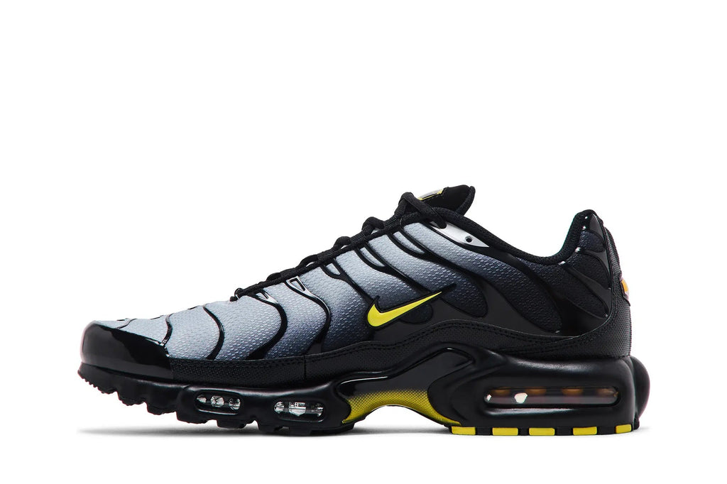 Air Max Plus Wolf Grey Opti Yellow - Bold Classic Sneaker