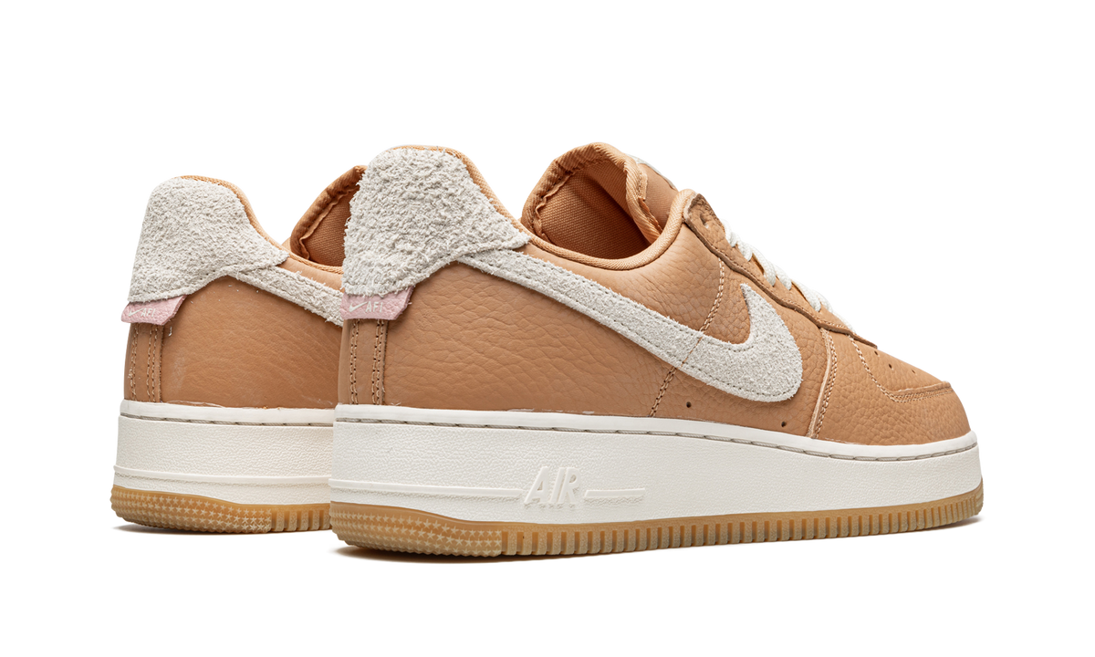 Air Force 1 '07 Craft "Light Cognac" DO6676 200