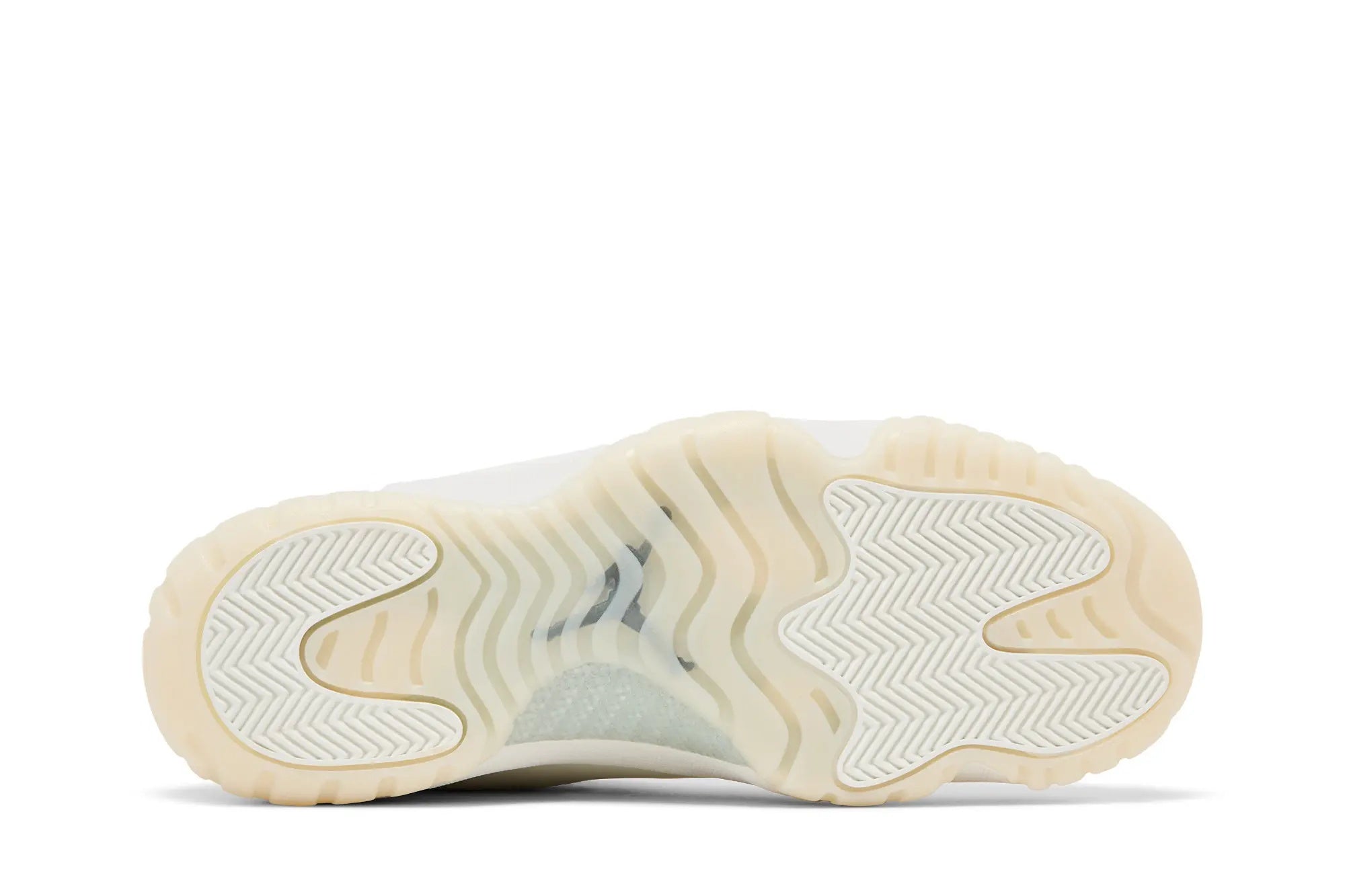 Women's Air Jordan 11 Retro 'Pearl Grand Finale' - Sail Leather Basketball Shoes