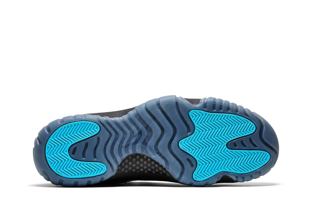 Jordan 11 Retro 'Gamma Blue' 2025 - Black Patent Leather Basketball Shoes