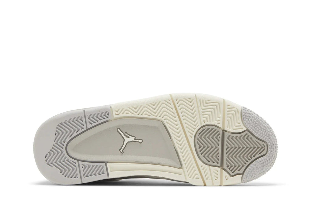 Women's Air Jordan 4 Retro 'Frozen Moments' - Pale Grey Suede & Metallic Silver