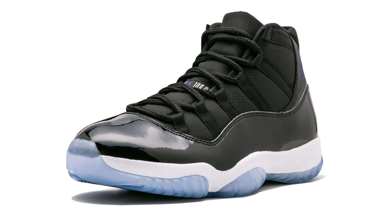 Air Jordan 11 Retro Space Jam 2016 - Iconic MJ Basketball Sneaker
