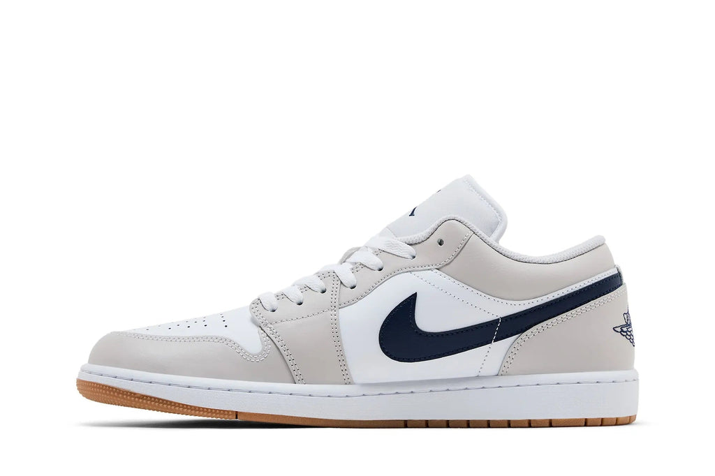 Air Jordan 1 Low Georgetown Hoyas | Classic White & Navy College Colorway