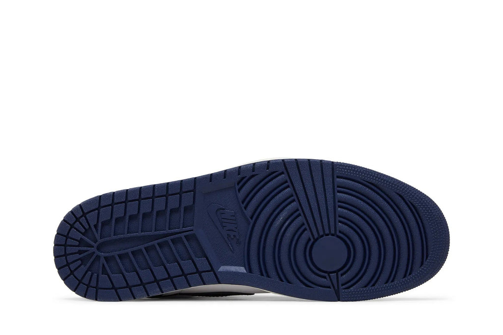 Jordan 1 Retro High OG Midnight Navy - Classic Basketball Sneaker