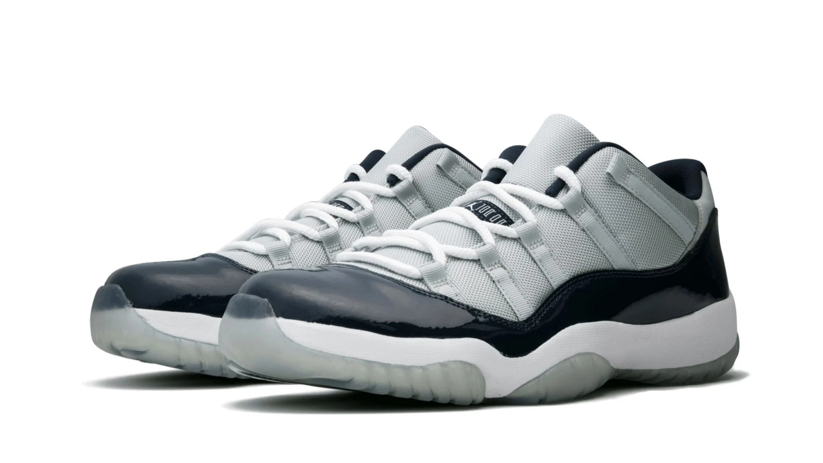 Air Jordan 11 Retro Low Georgetown - Grey & Navy Basketball Sneaker