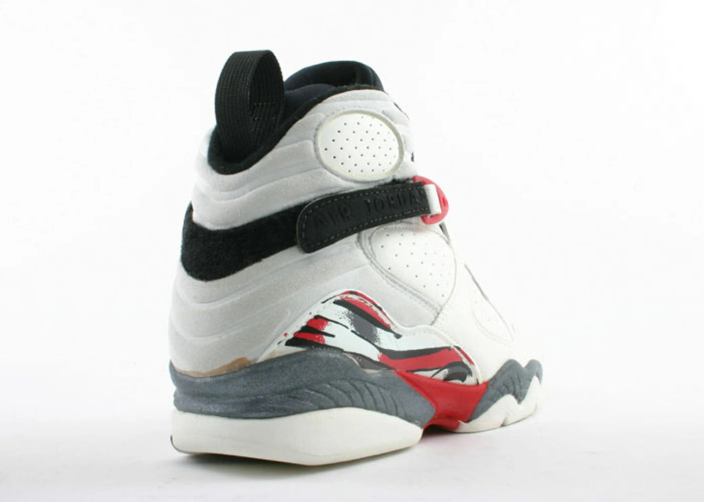 Jordan 8 OG 'Bugs Bunny'