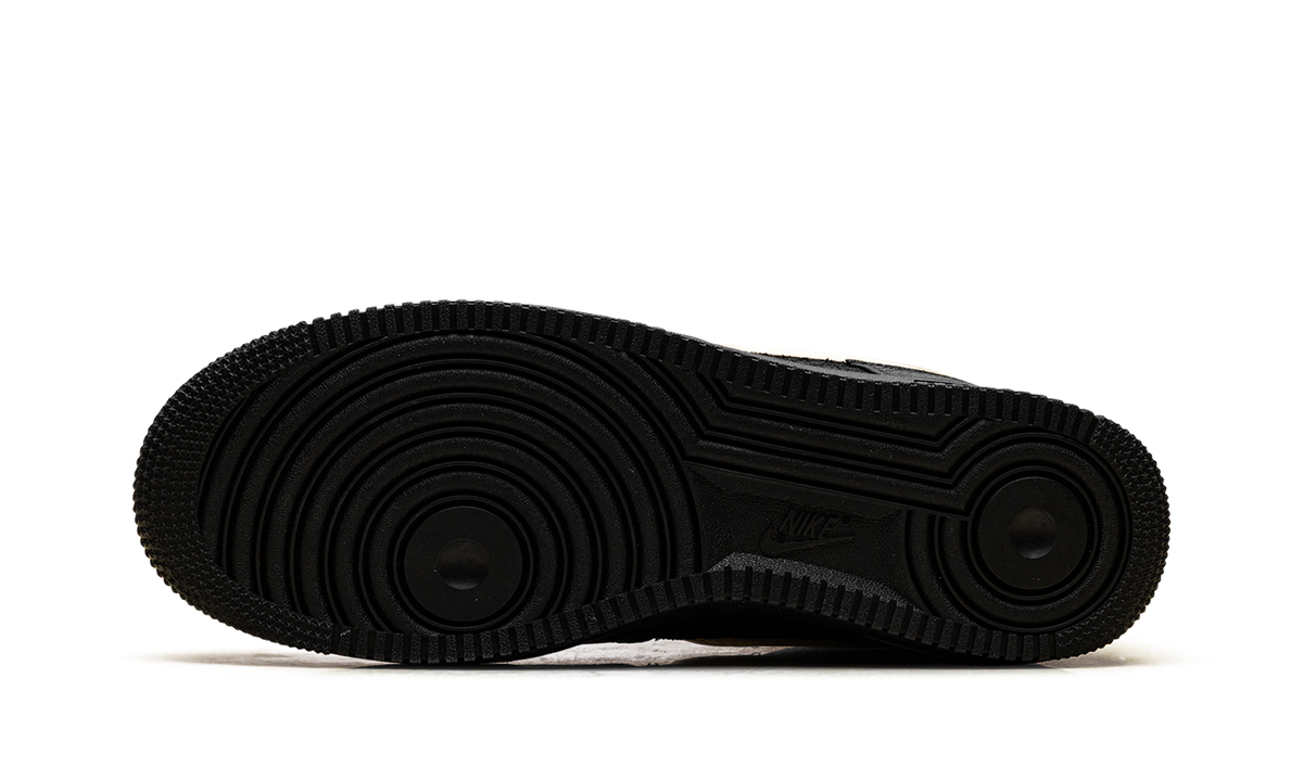 Air Force 1 Low "Victor Solomon Trophies" IR2076 001