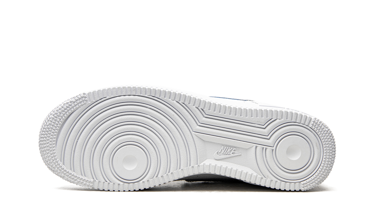 Air Force 1 Low "Blue Snakeskin" CW7567 100